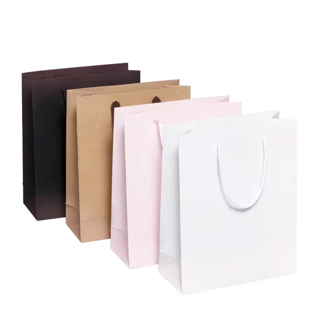 New Design Custom Logo Eco Friendly Cosmetics Cloth Shopping Cardboard Kraft Paper Bag Packaging